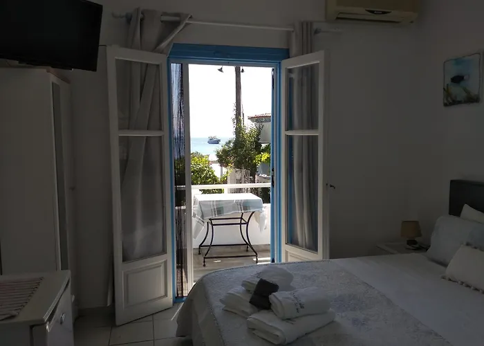 Anastasia Studios & Apartments