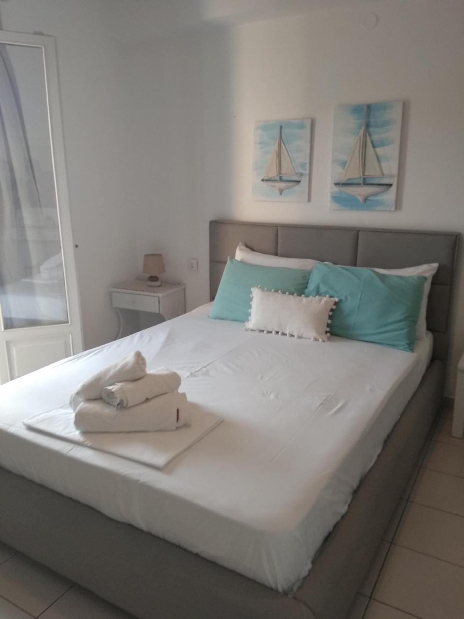 Anastasia & Apartment Panormos (Skopelos)